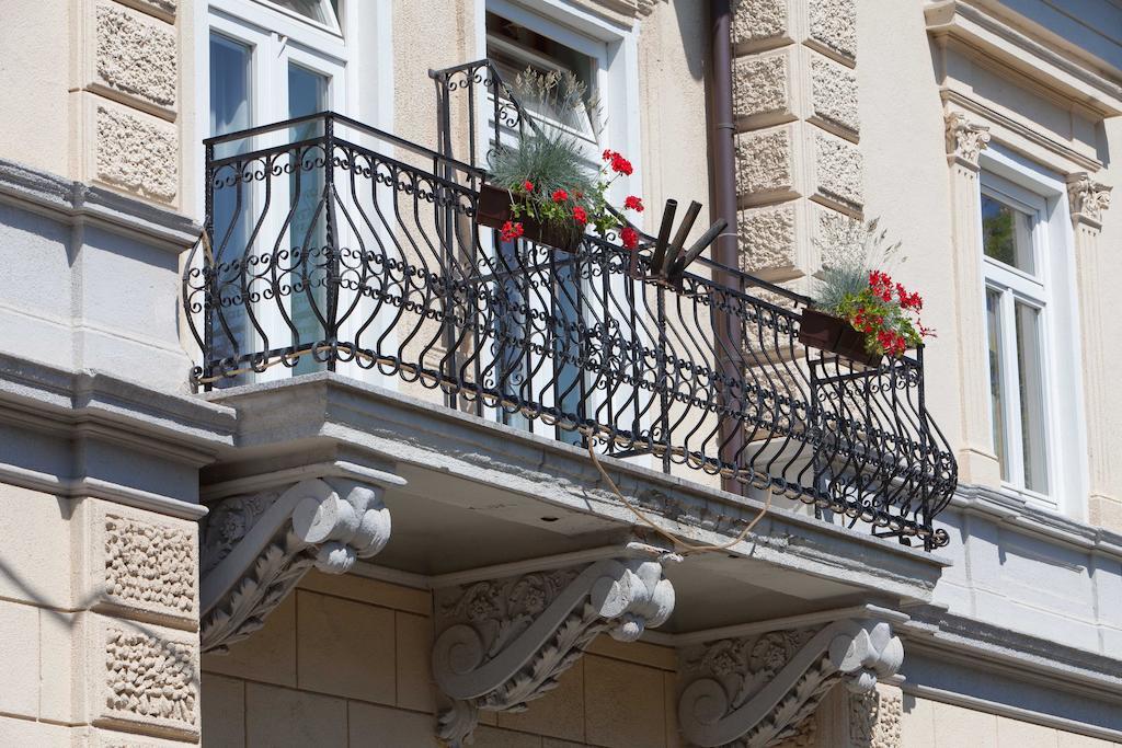 Garni Hotel Vila Ana Rogaska Slatina Exterior photo