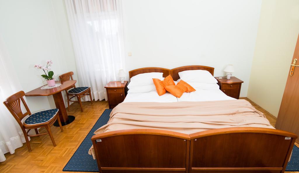 Garni Hotel Vila Ana Rogaska Slatina Room photo